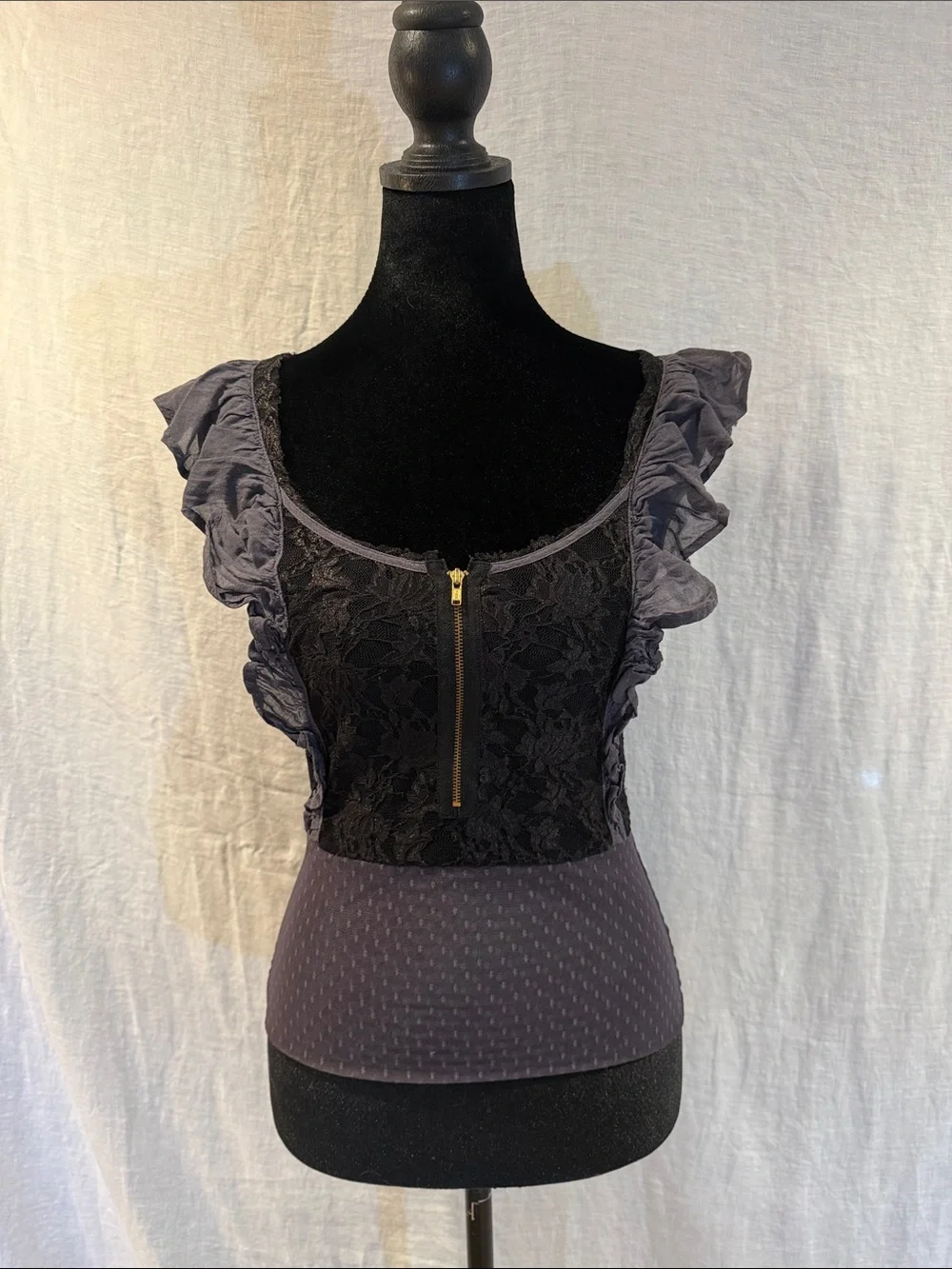 Free People Black Lace Ruffle Mixed-Media Top size 4
